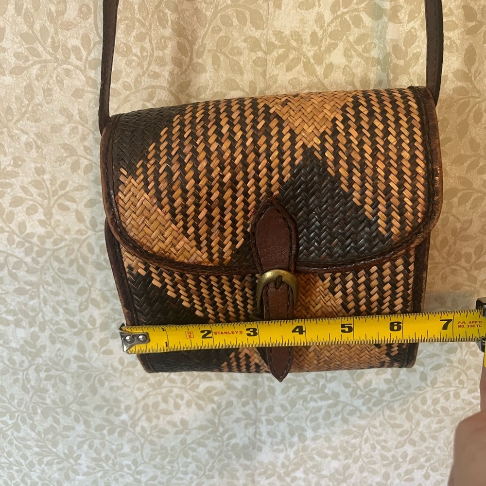 Vintage Indonesian crossbody - Picture 13 of 13